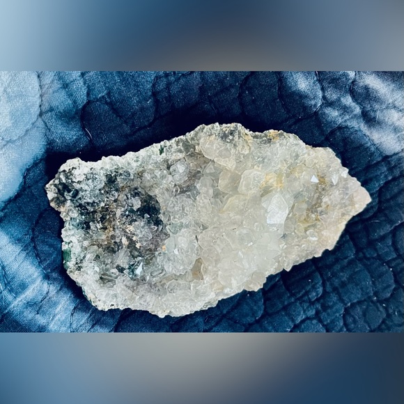 Natural stone quartz - Picture 10 of 13